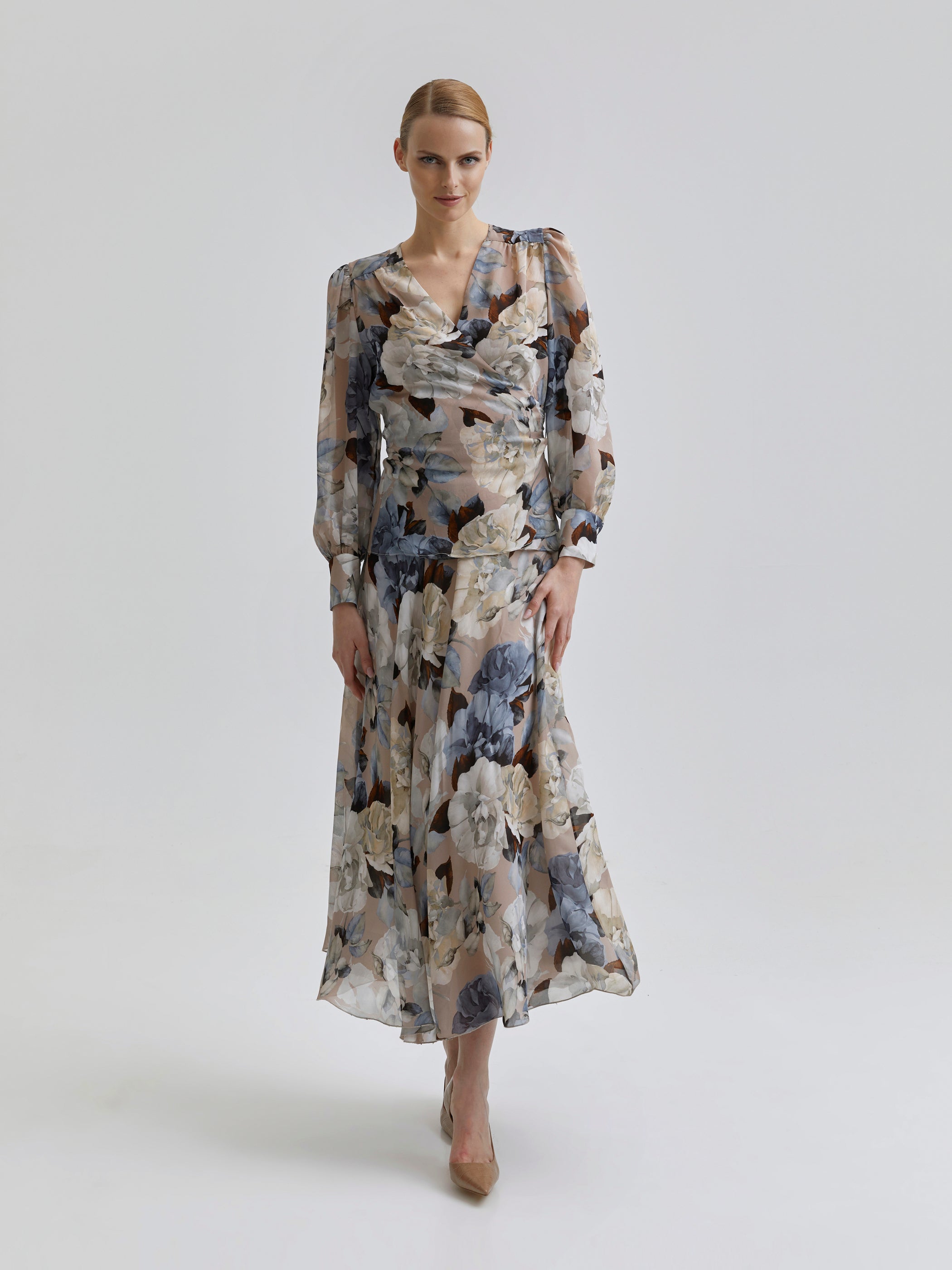 Elmira Blus