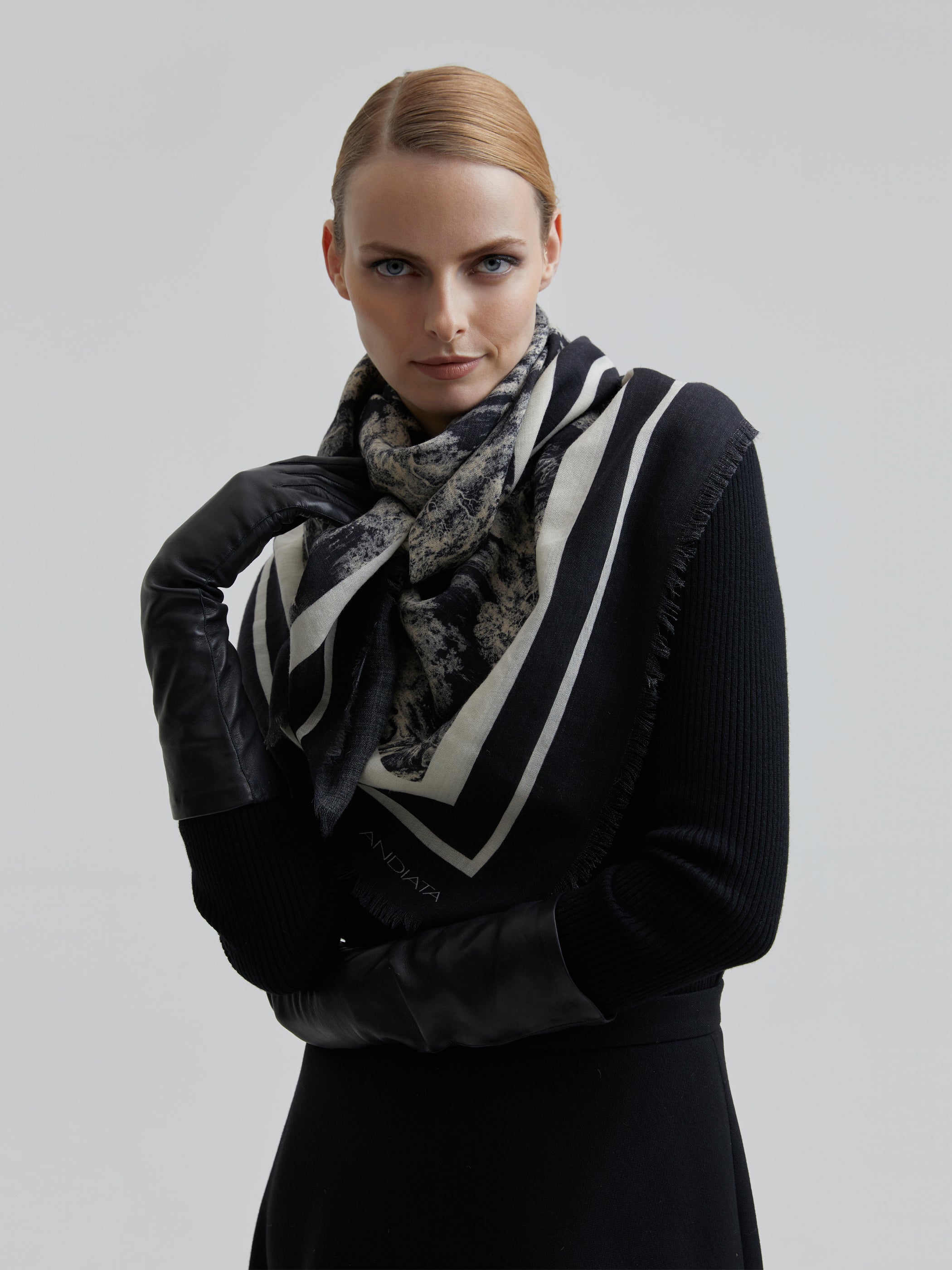 Havina Scarf