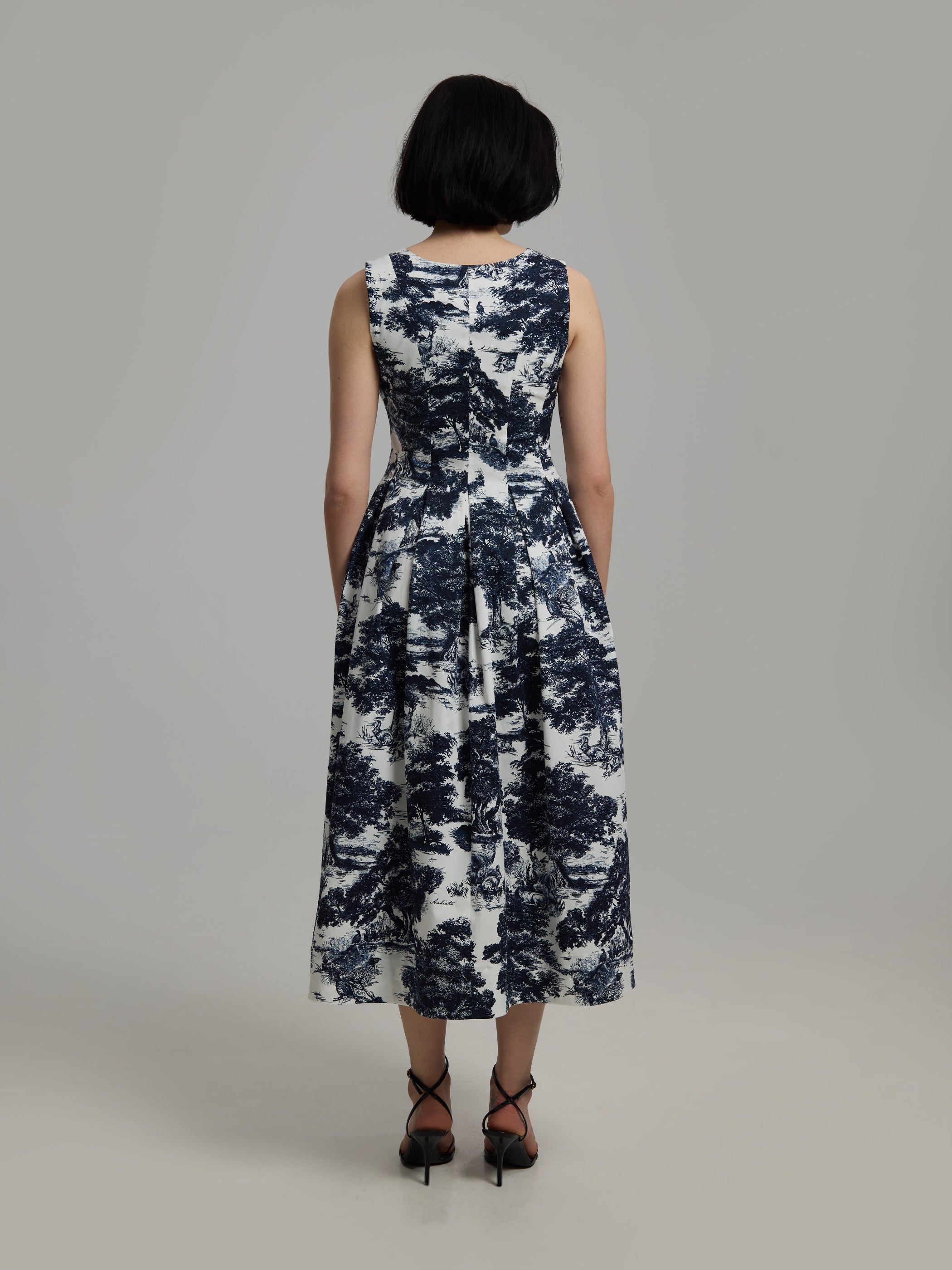 Julitta Dress