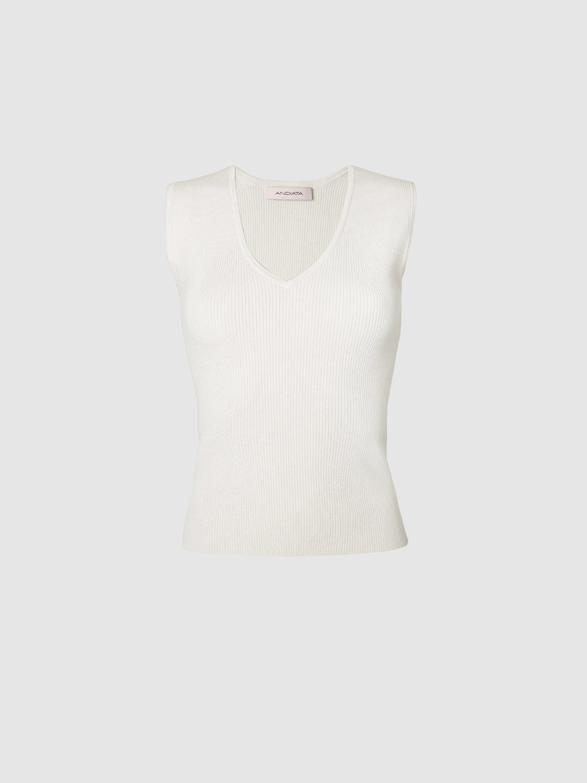 Griet White Rib-Knit Top with V-neck – Andiata
