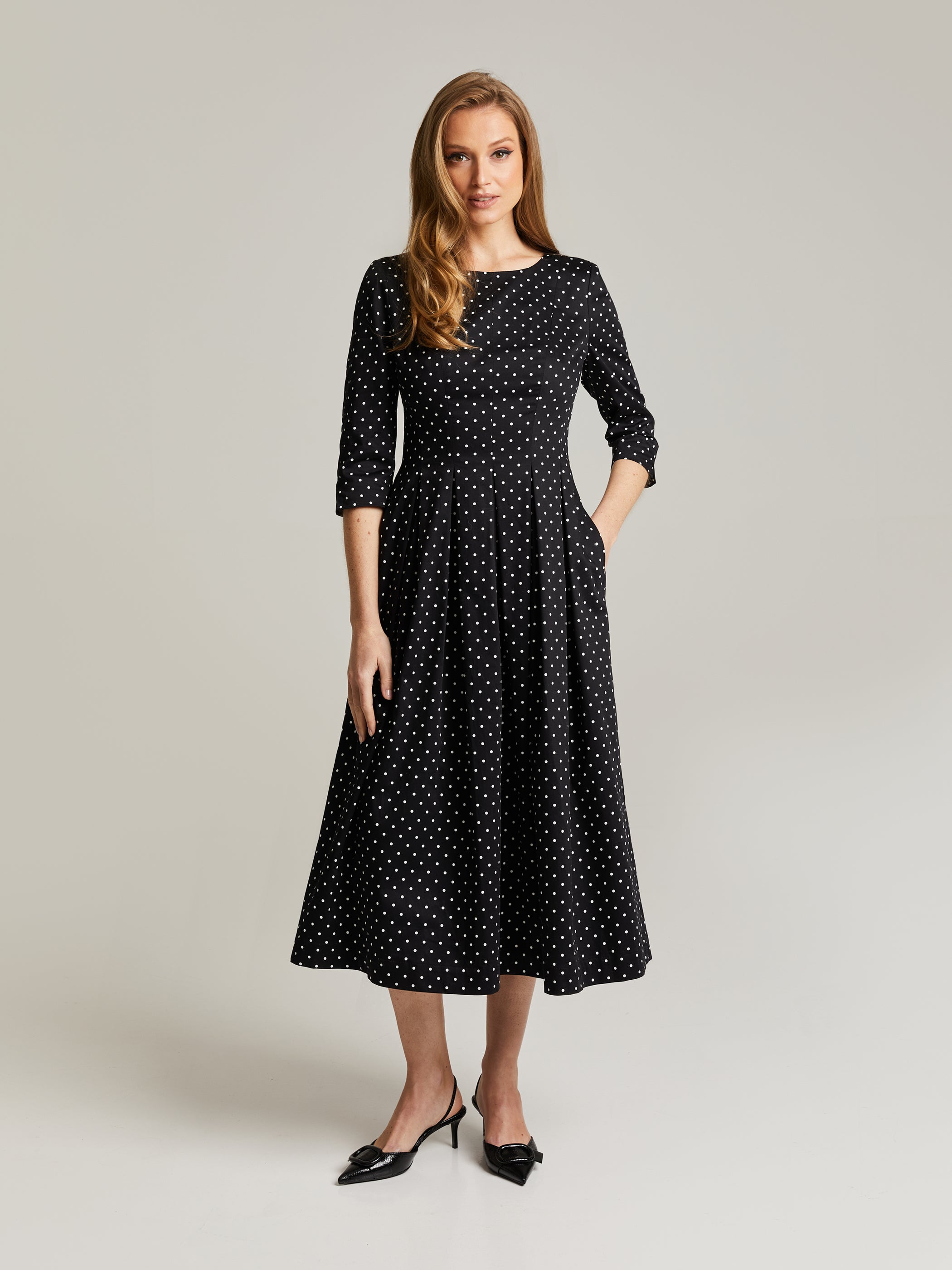 Julitta 3 Dress