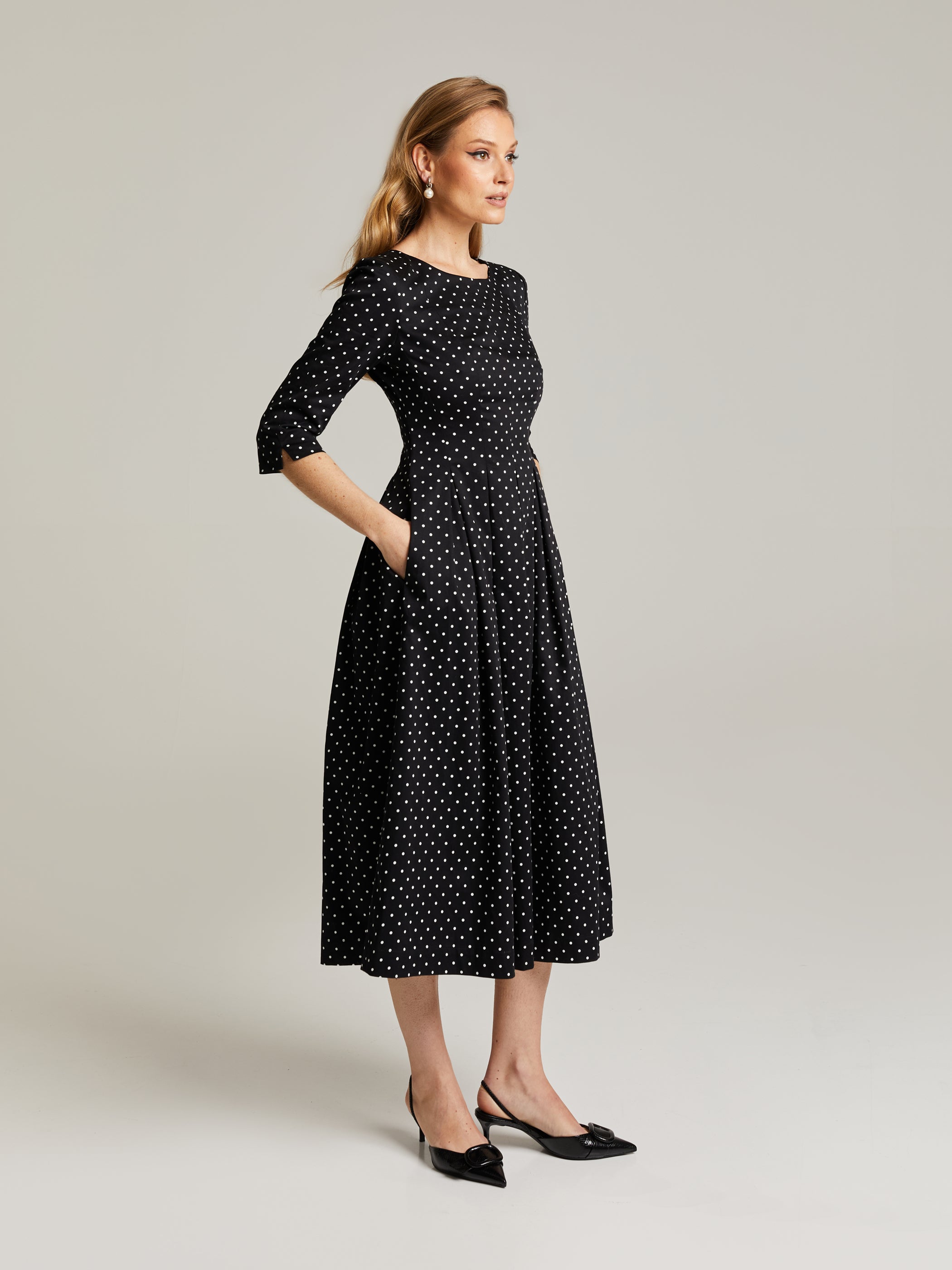 Julitta 3 Dress